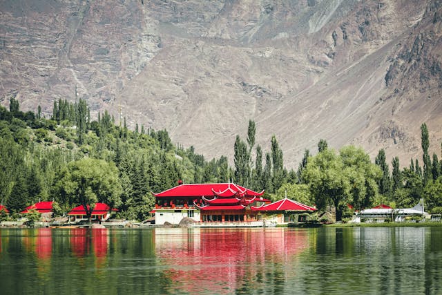 Skardu Valley Tour